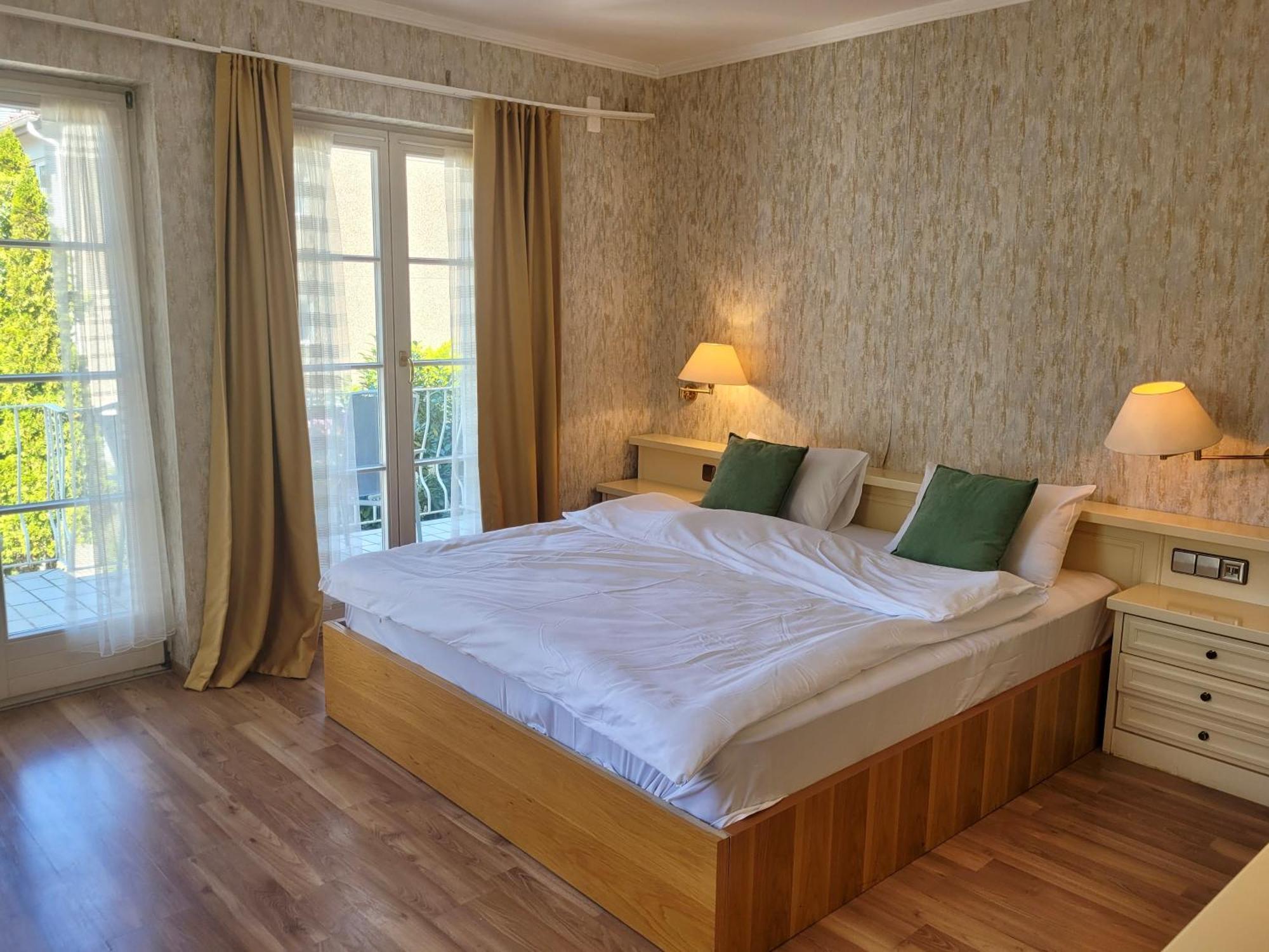 See-Hotel Seeschau - Direkt Am Bodenseeufer Reichenau Zewnętrze zdjęcie